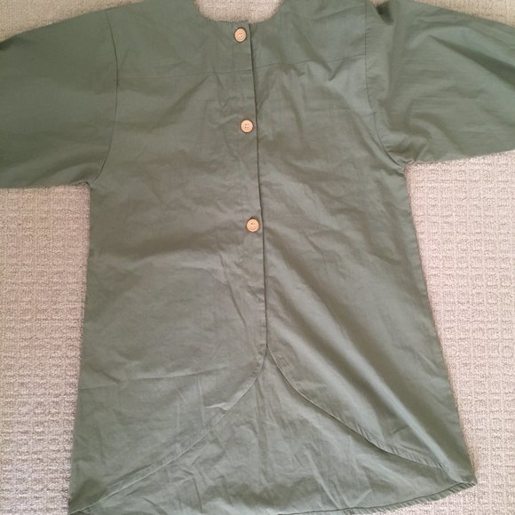 Super adorable Japanese Apron w/Applique New NWT Great Gift Item - Picture 3 of 3